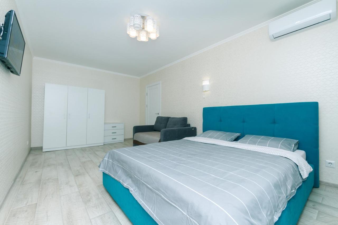 New On Starokyivska 1/5 *